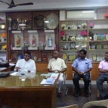 staffmeeting1