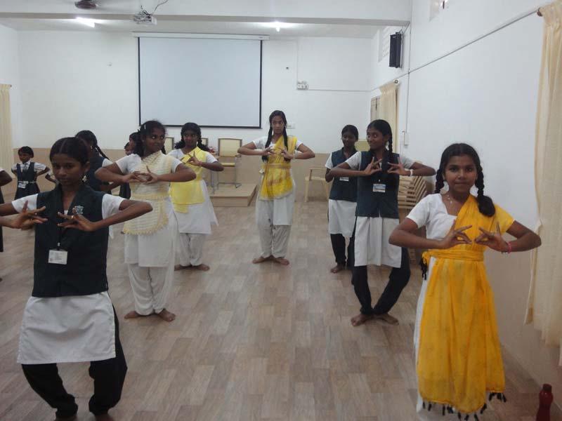 dance1
