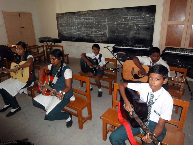 music9